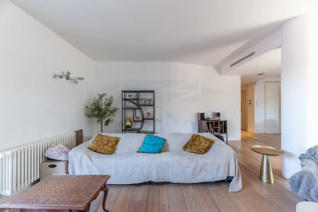 Elutuba - Penthouse with Panoramic Terrace in Vigna Clara, Rome