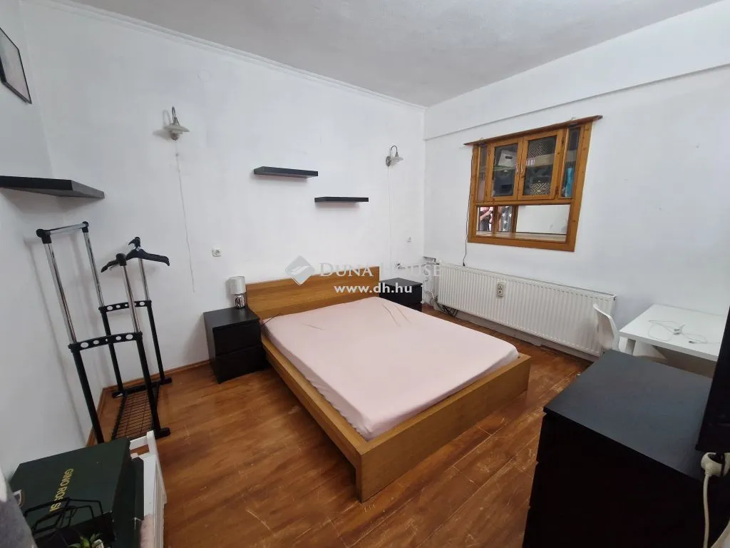 Magamistoad - Mixed-Use Property with Garden in Baja