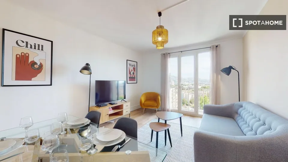 Séjour - Appartement à Louer à Marseille