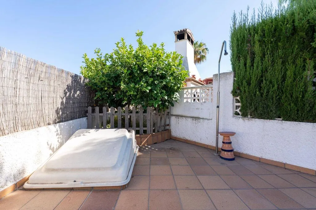 Terrasse - Detached House with Pool in Torrevieja