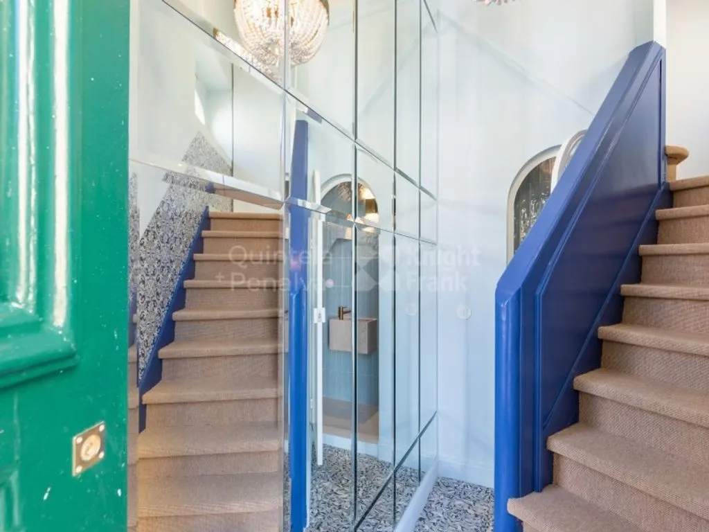 Toad - Refurbished Triplex Flat in Monte Estoril, Cascais
