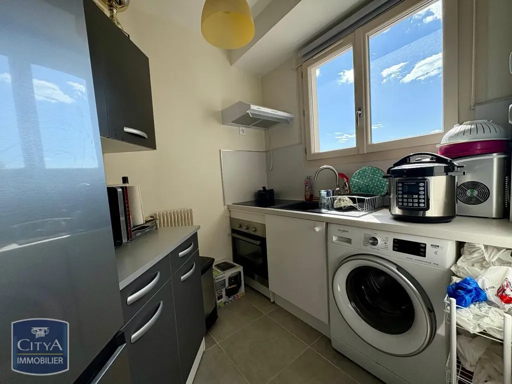 Köök - City Centre Flat with Views in Limoges