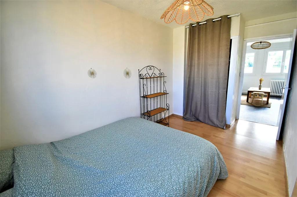 2-toaline korter asukohas Aurillac