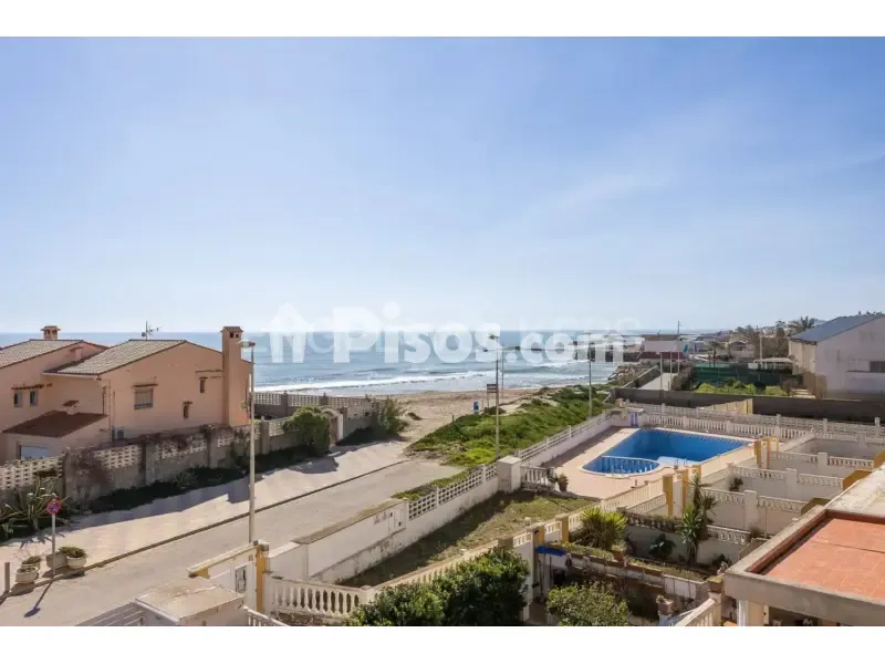 Rõdu - Seafront Terraced House in Cullera