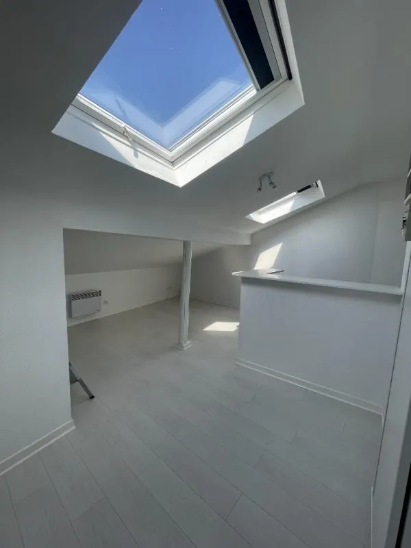 Pièces - Appartement 1 Pièce à Nancy, Proche Autoroutes