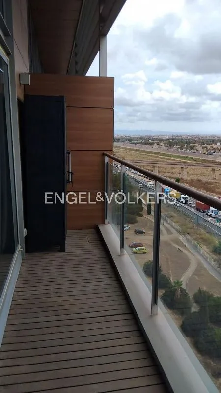 Balcone - Modern Loft Triplex with Garage in Xirivella
