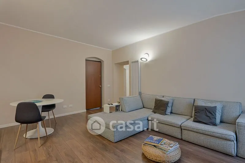 Elutuba - Modernised Apartment in Sarzana's Historic Centre