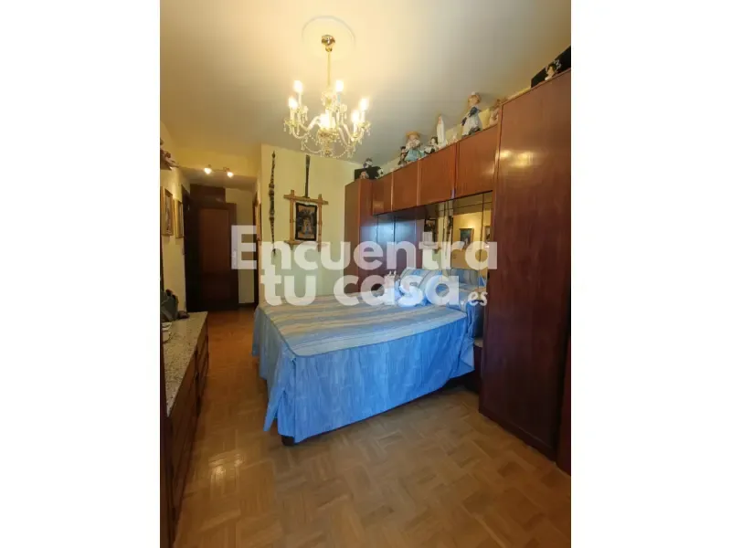 Chambres - Apartment with Balcony in Miranda
