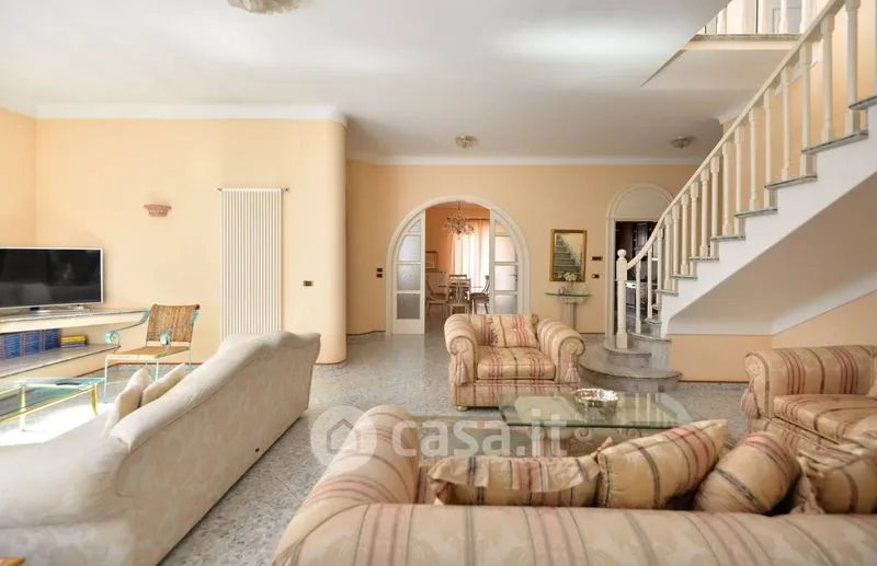 Soggiorno - Modern Villa with Garden in Torricella