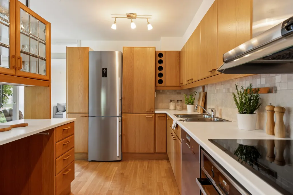 Cuisine - 4-Bed Apartment with Balconies in Sandvika