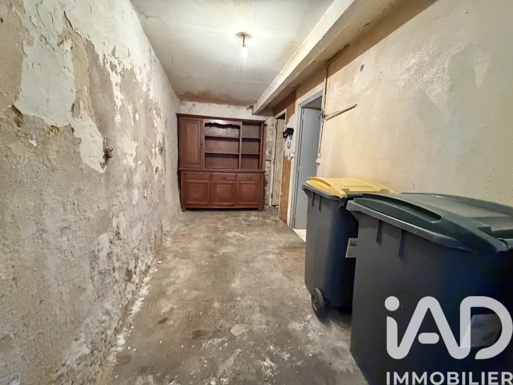 Pesuköök - Village House with Renovation Potential in Puimisson