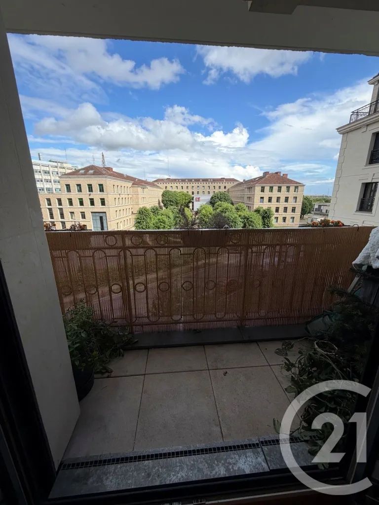 Balcon - Appartement 2 Pièces avec Balcon à Clamart