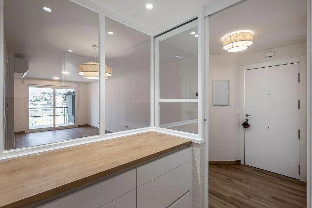 Esik - Modern Flat with Views in Zaidín, Granada