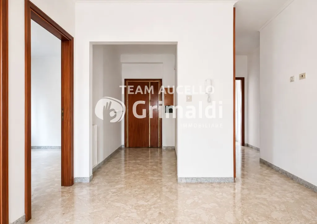 Entrée - Spacious Apartment with Triple Exposure in Pontecagnano Faiano