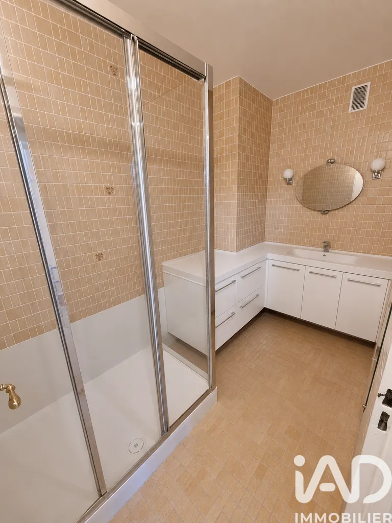 Salles de bain - Appartement T3/4 en Rez-de-Jardin au Cabot, Marseille