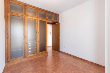 Hallway - Triplex Apartment with Mountain and City Views in Cájar