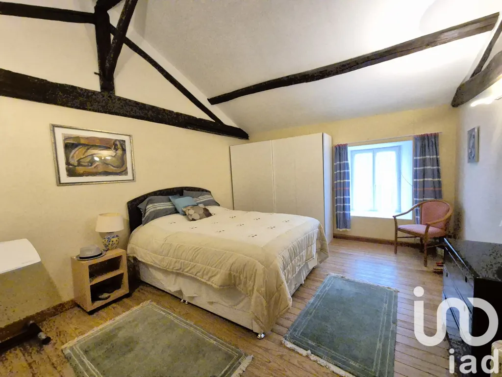 Magamistoad - Character House with Pool in Genneton