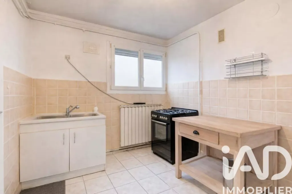 Cuisine - Appartement Vendu Loué au Calme à Clouange