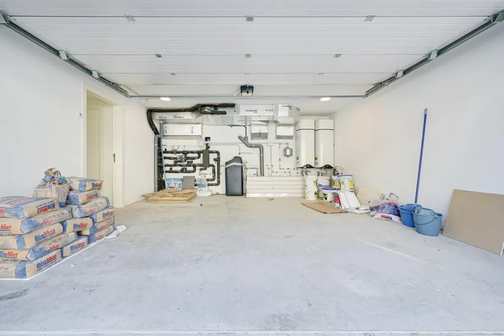 Garage - New Villa with Pool in Sa Punta, Begur