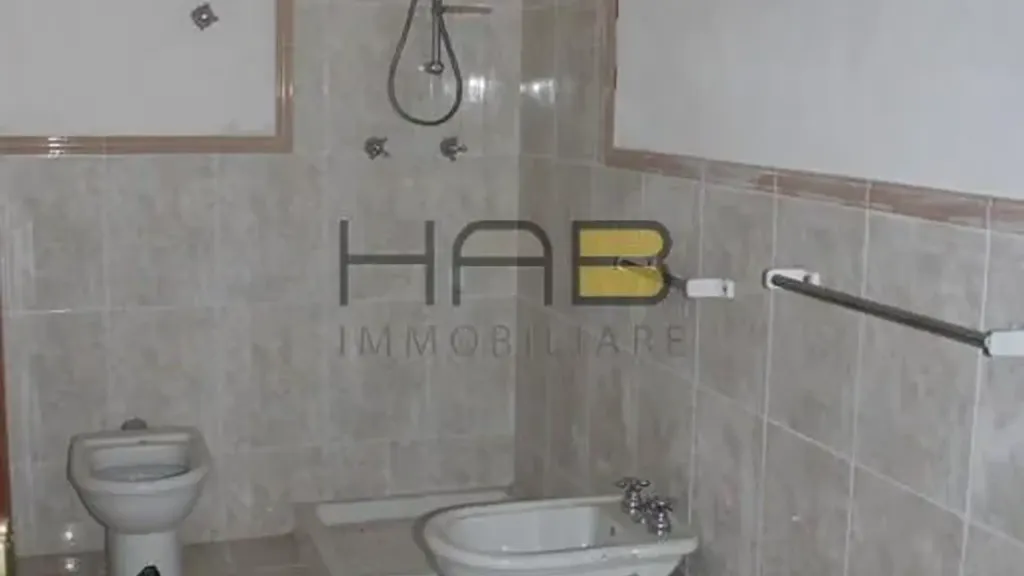 Bathrooms - Twin-Storey Apartment with Courtyard View in Erice