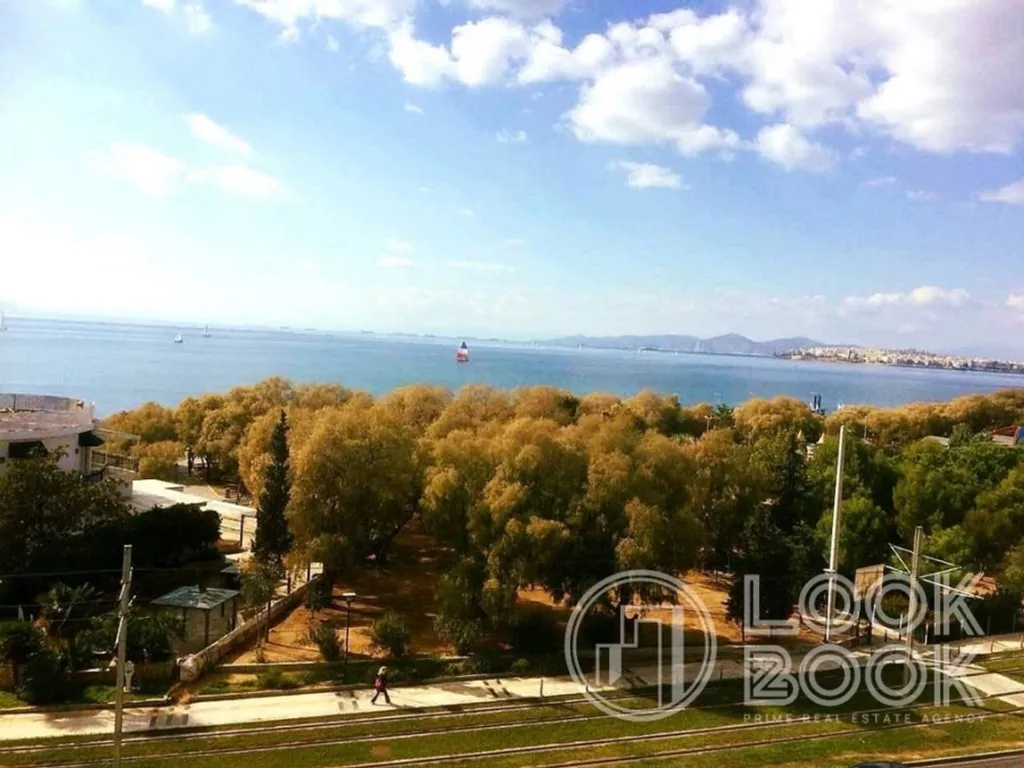 Apartment with Sea View in Phaliron, Athens
