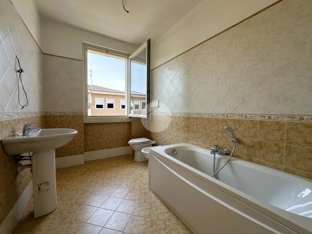 Bathrooms - Semi-Detached Villa with Garden in Rovato