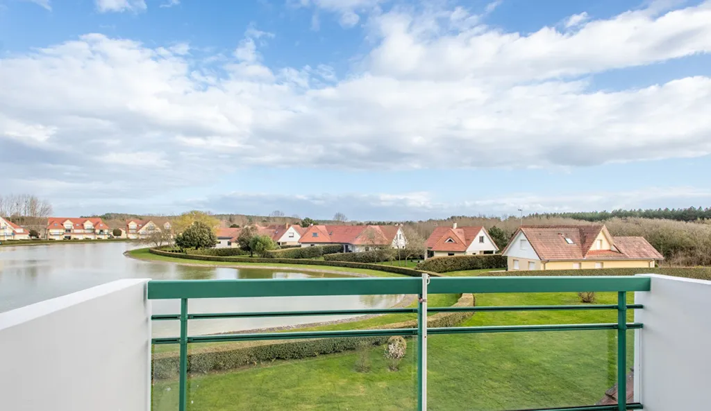 Terrasse - Appartement 3 Pièces avec Vue Lac à Merlimont