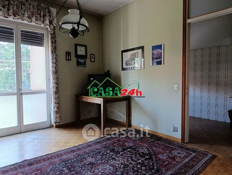 Séjour - Triplex House with Communal Garden in Saronno