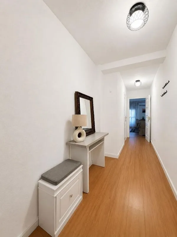 Entrée - Student-Friendly Flat with Balcony near Murcia