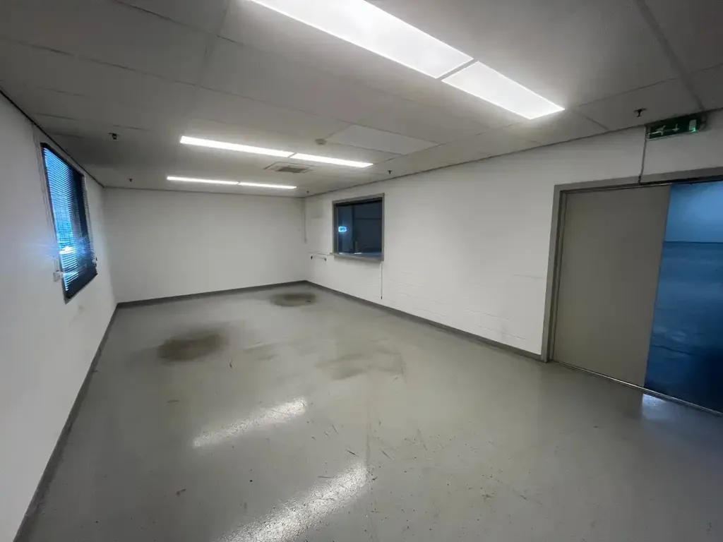 other_room