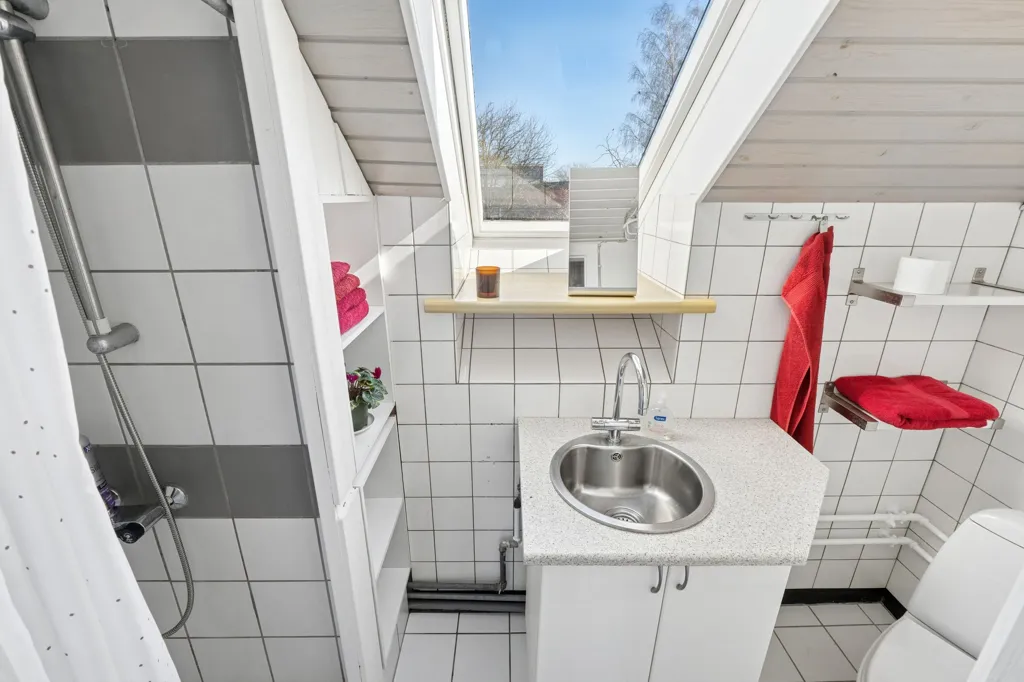 Salles de bain - Detached Villa with Garden in Brøndby