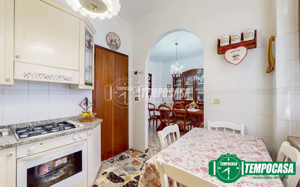 Köök - Apartment with Balcony and Parking in Ovada