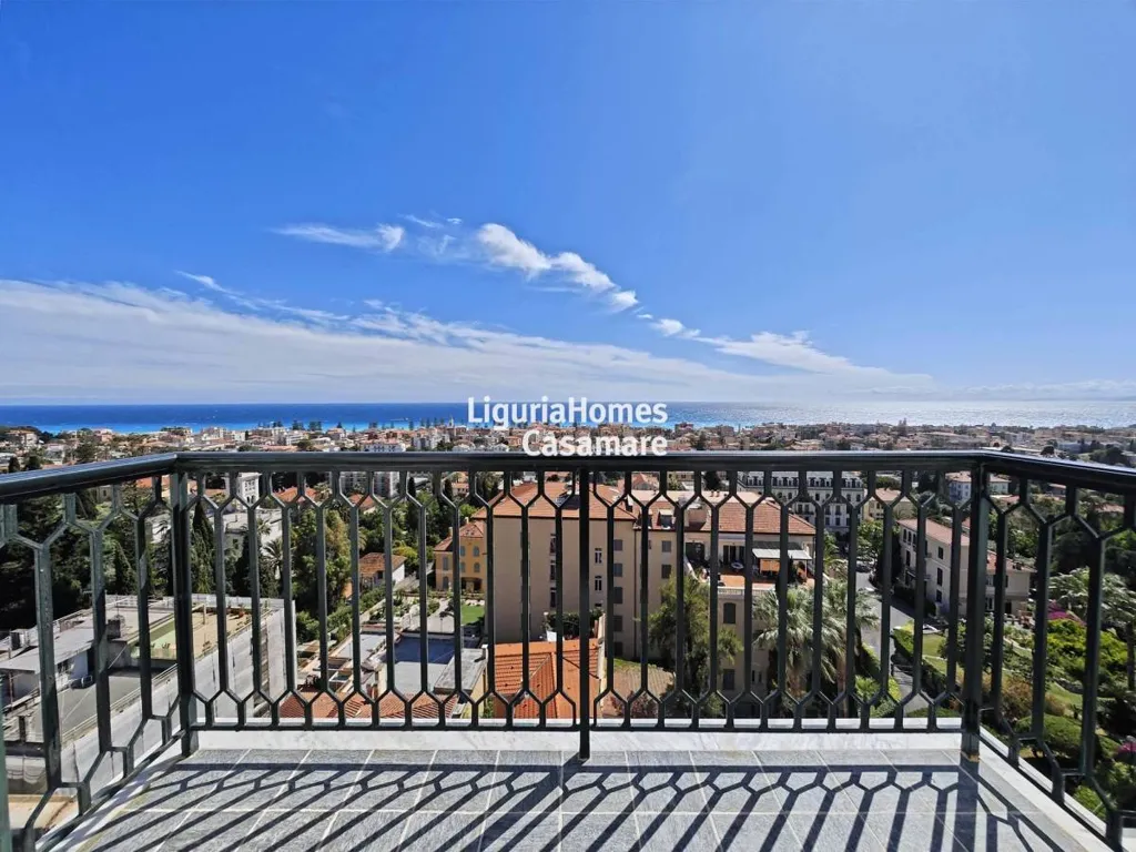 Rõdu - Luxury Apartment with Sea View in Bordighera