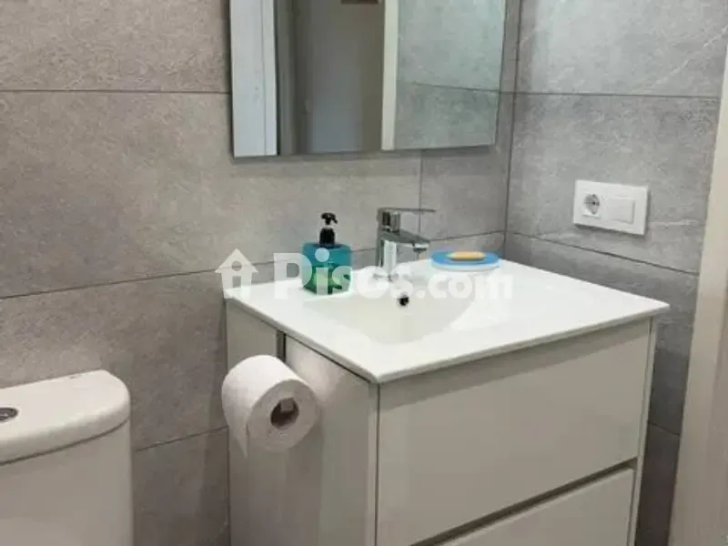 Salles de bain - Appartement 4 pièces à ES