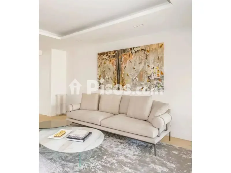 Séjour - Modernised Apartment with Views in Recoletos