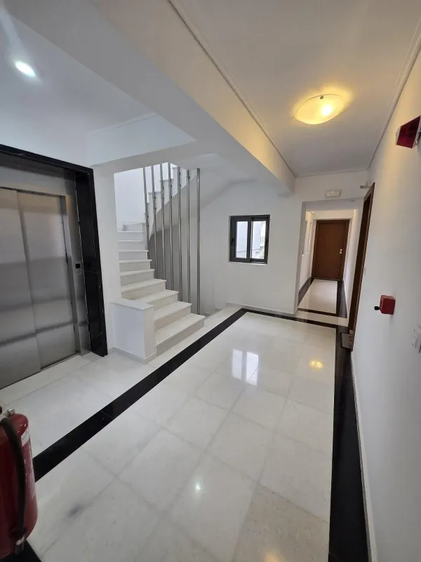 hallway_entrance