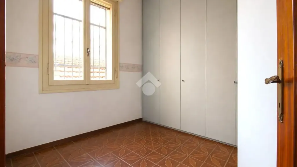 Toad - Central 4-Room Apartment in Sassuolo