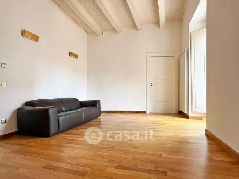 Séjour - Rustic Triplex with Courtyard in L'Aquila