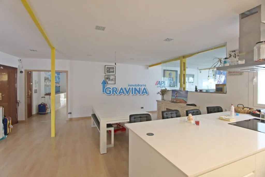 Cuisine - Bright Penthouse with Terrace in Seville