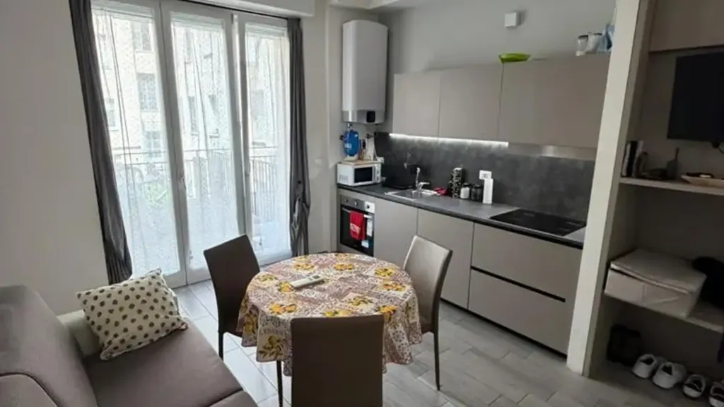 Köök - Rented Flat with Terrace in Bologna