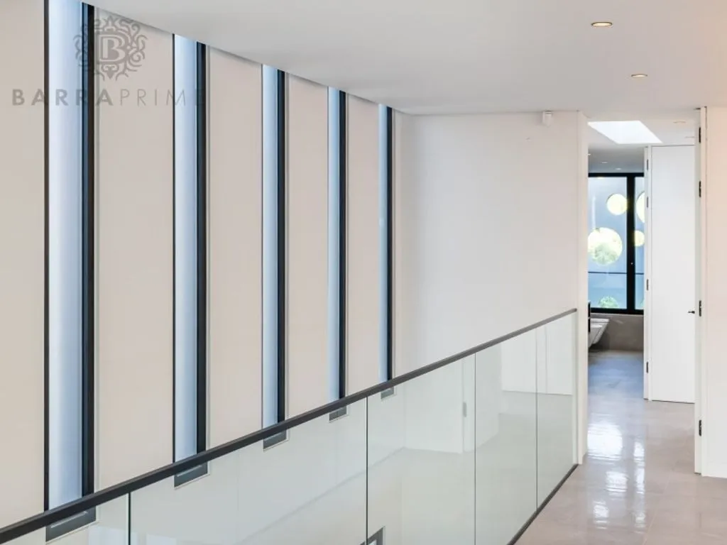 Hallway - Contemporary Villa with Golf View in Vilamoura