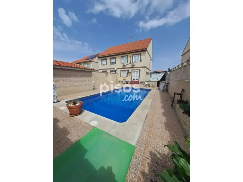 Bassein - Chalet with Pool in Las Ventas de Retamosa