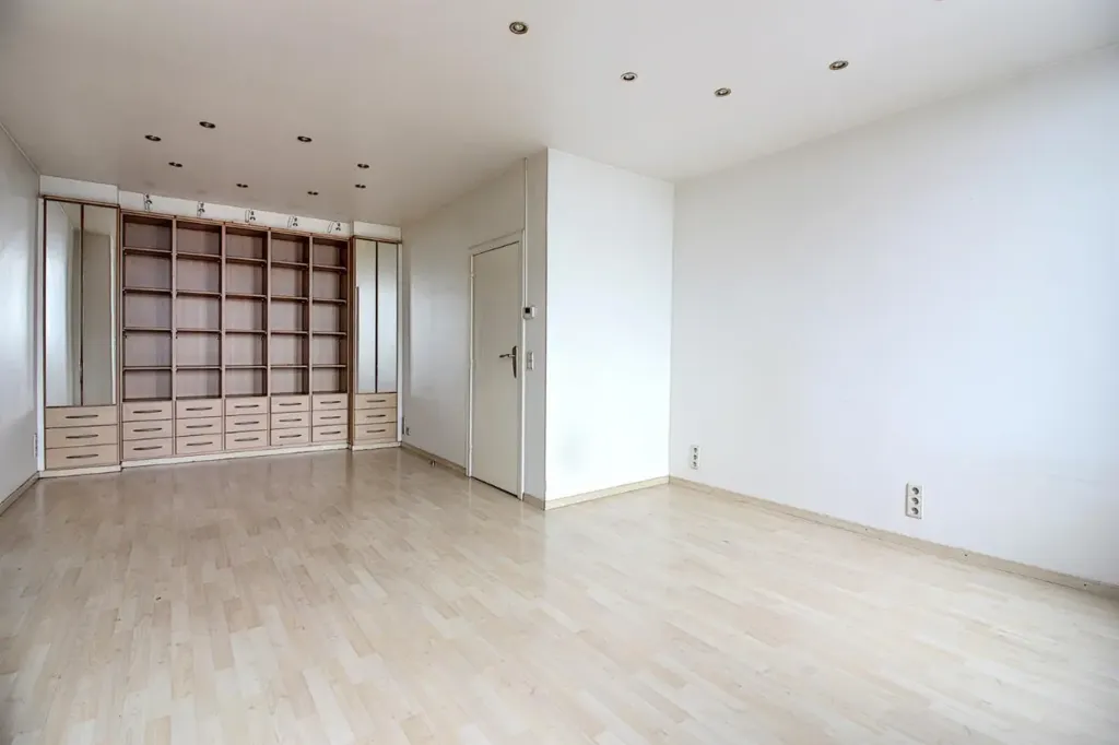 Toad - Apartment with Terrace in Tournai