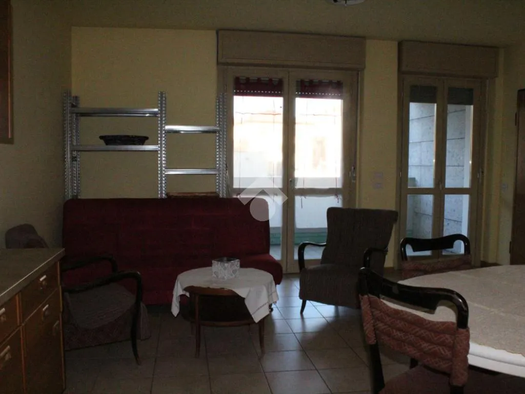 Söögituba - Bright Two-Bedroom Apartment with Terrace in Bergamo