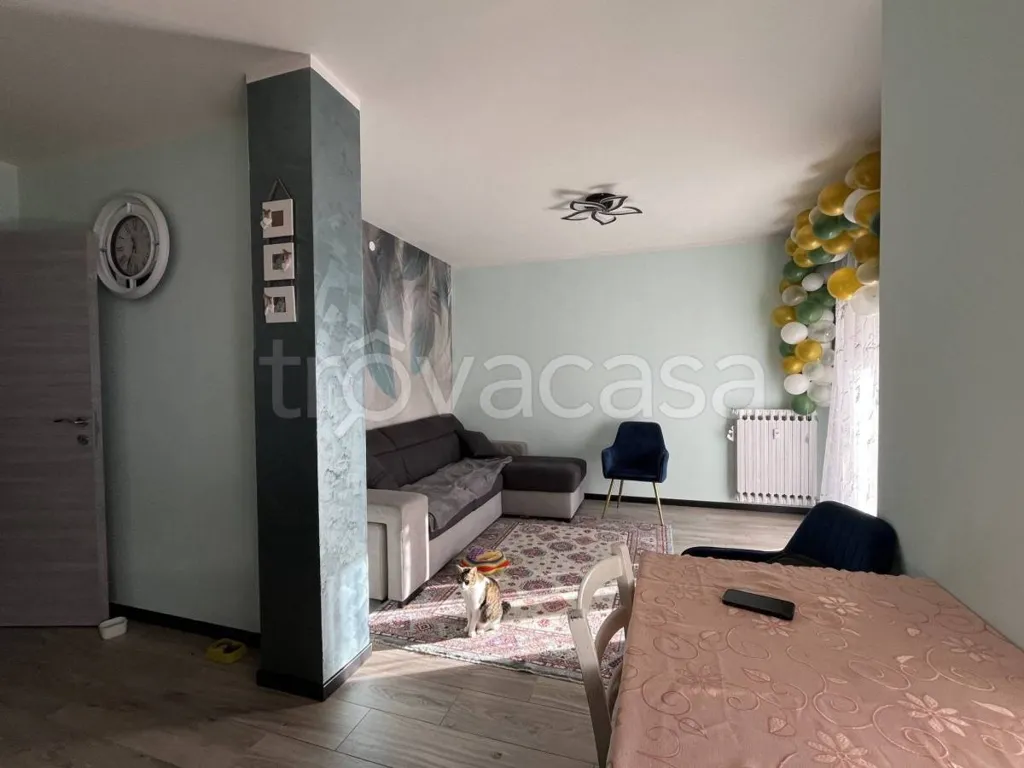 Soggiorno - Rustic Attico with Balcony in Chiusa di Pesio