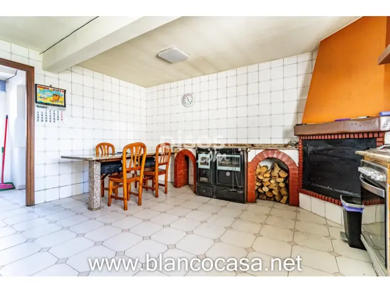 Salle à manger - Maison 7 chambres à ES