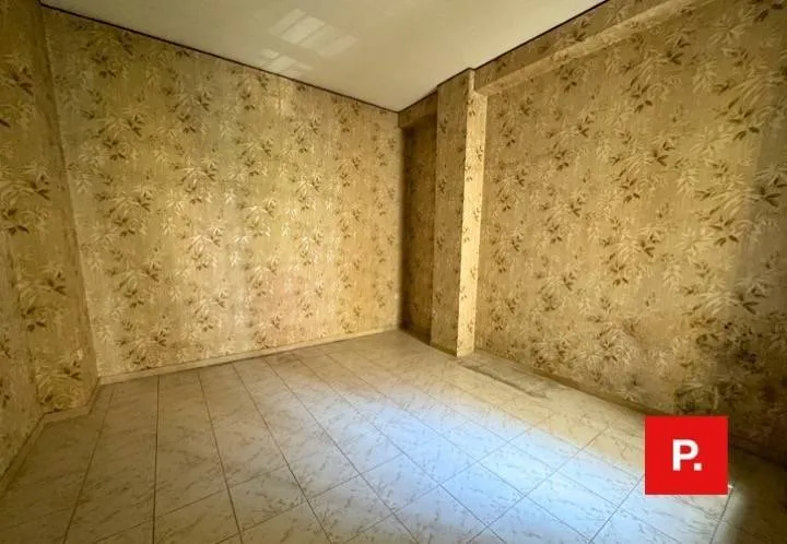 Pièces - Apartment for Renovation in Caserta Centre