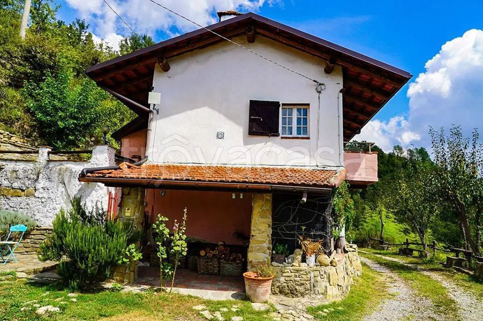Välivaade - Restored Rustic Homes with Garden in Cortemilia
