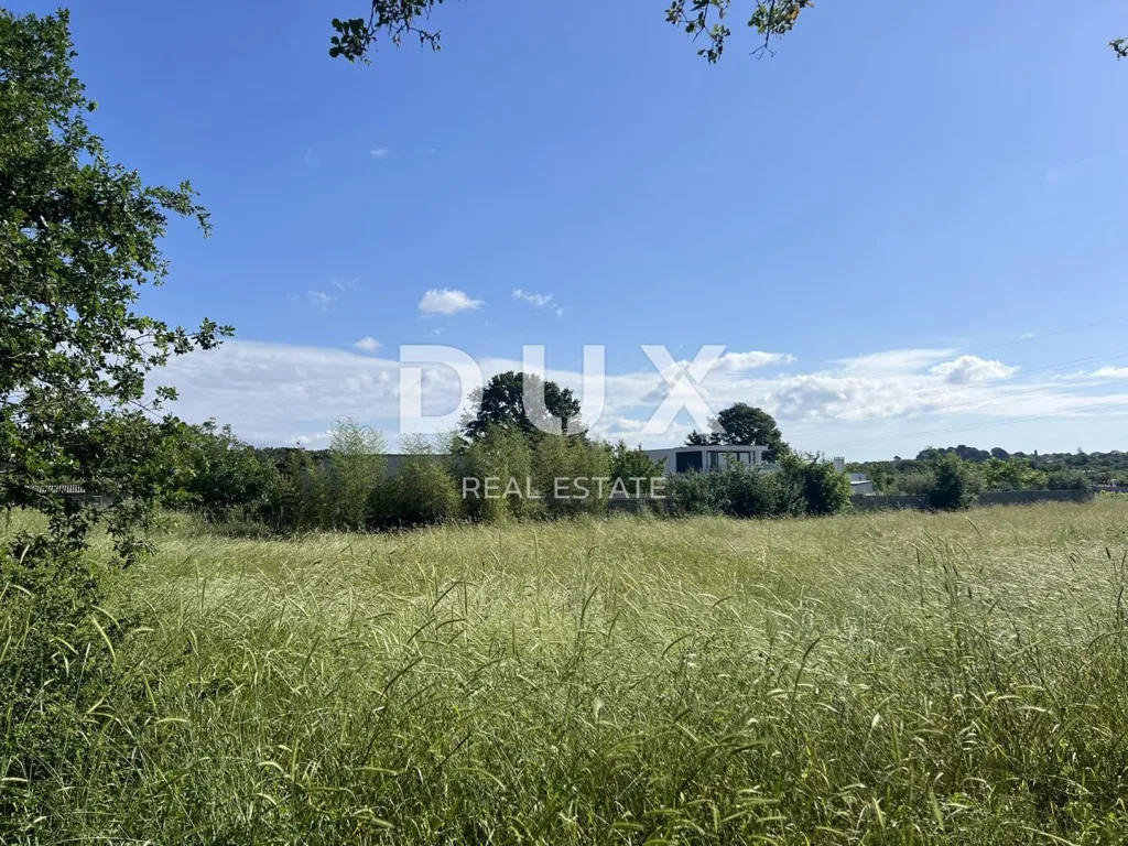 Giardino - Agricultural Land with Urbanisation Request in Pula