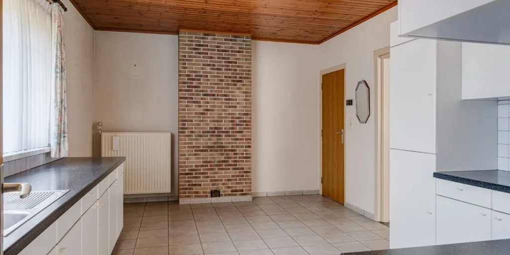 Cuisine - Maison avec Jardin Solaire à Overpelt